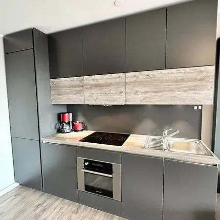Apartment Beautiful - Air Conditionning -pool -10min Beach -parking Near Antibes